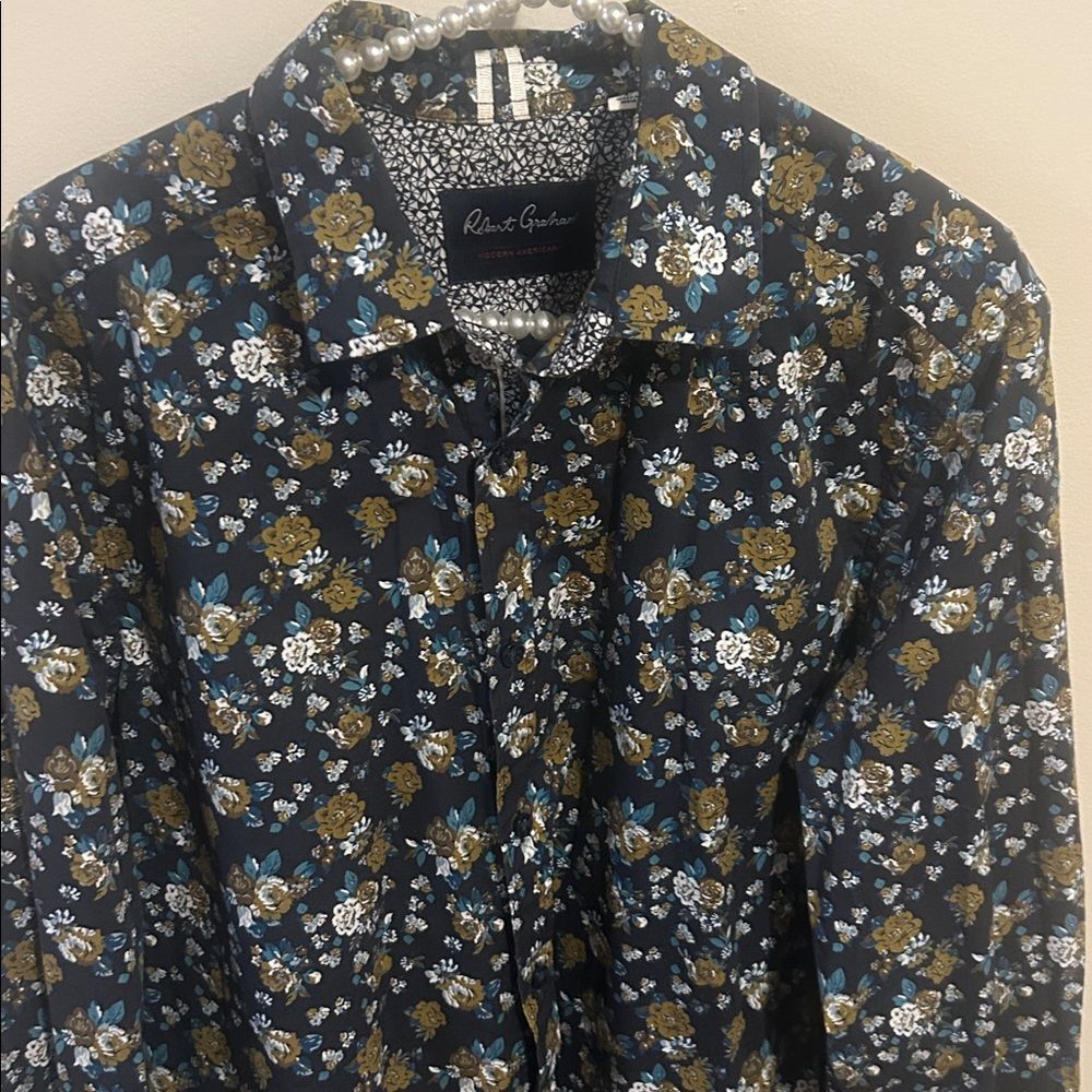Robert Graham Floral Stretch Button‑Front Shirt Size L